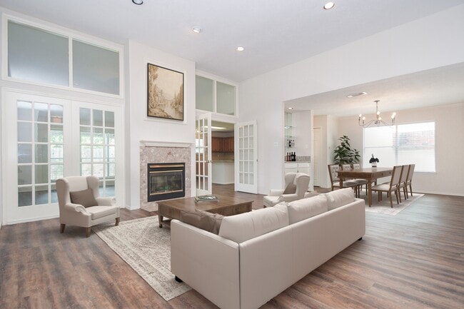property at 2406 Old Dixie Dr