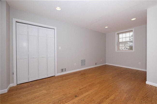 1 High Hill Farm Pl in Thornwood, NY - Building Photo - Building Photo