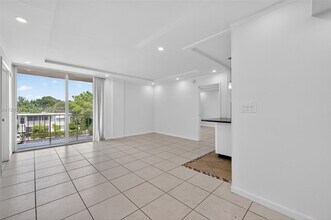 1050 SE 15th St in Fort Lauderdale, FL - Building Photo - Building Photo