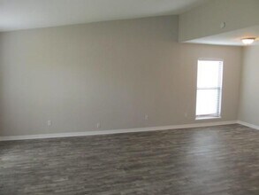 6804 Blackberry Dr in Arlington, TX - Building Photo - Building Photo