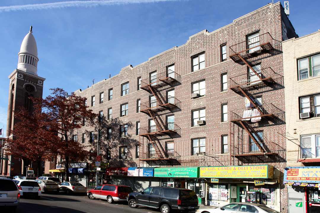 4112 4th Ave in Brooklyn, NY - Building Photo