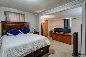 2027 Katelyn Dr in Elizabethton, TN - Building Photo - Building Photo