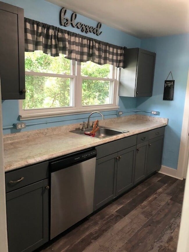 914 Martin St in Greensboro, NC - Building Photo - Building Photo