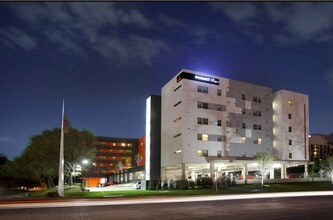 12777 Merit Dr in Dallas, TX - Building Photo - Building Photo