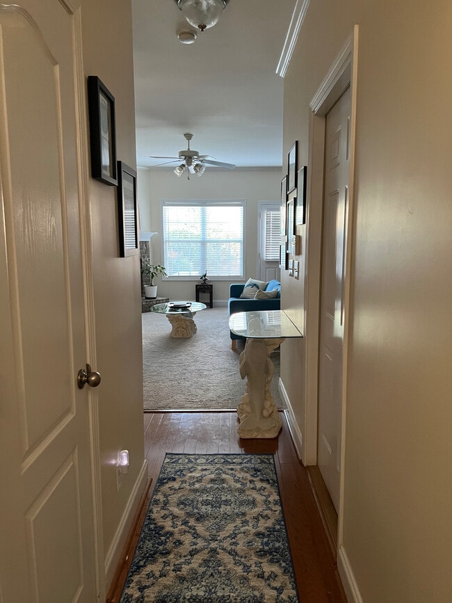 Room in Townhome on Derby Ct in Acworth, GA - Building Photo - Building Photo