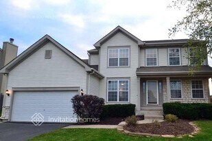 621 Lake Plumleigh Way in Algonquin, IL - Building Photo