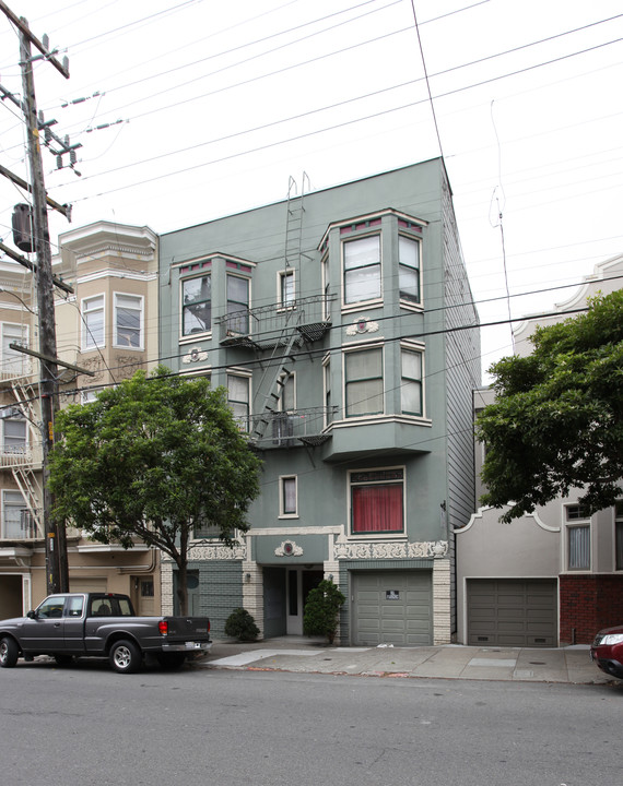 2345 Larkin St in San Francisco, CA - Building Photo