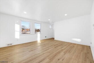 88 Mitchell St in West Orange, NJ - Building Photo - Building Photo