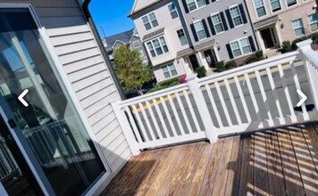 9035 Connor House Rd in Manassas, VA - Foto de edificio - Building Photo