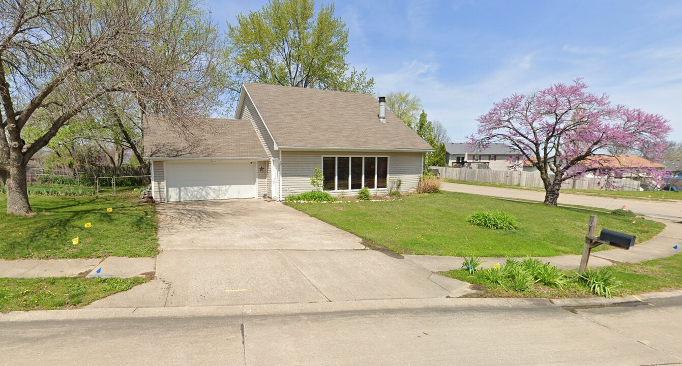 801 Wingham Dr in Columbia, MO - Building Photo