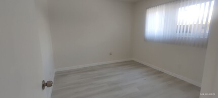 14800 Chadron Ave in Gardena, CA - Foto de edificio - Interior Photo