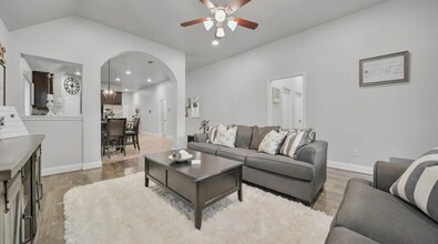 1315 Cameron Park Ln in Spring, TX - Building Photo - Building Photo