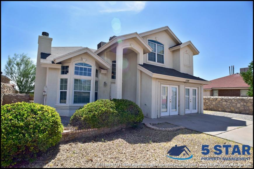 11108 Whitey Ford St in El Paso, TX - Building Photo