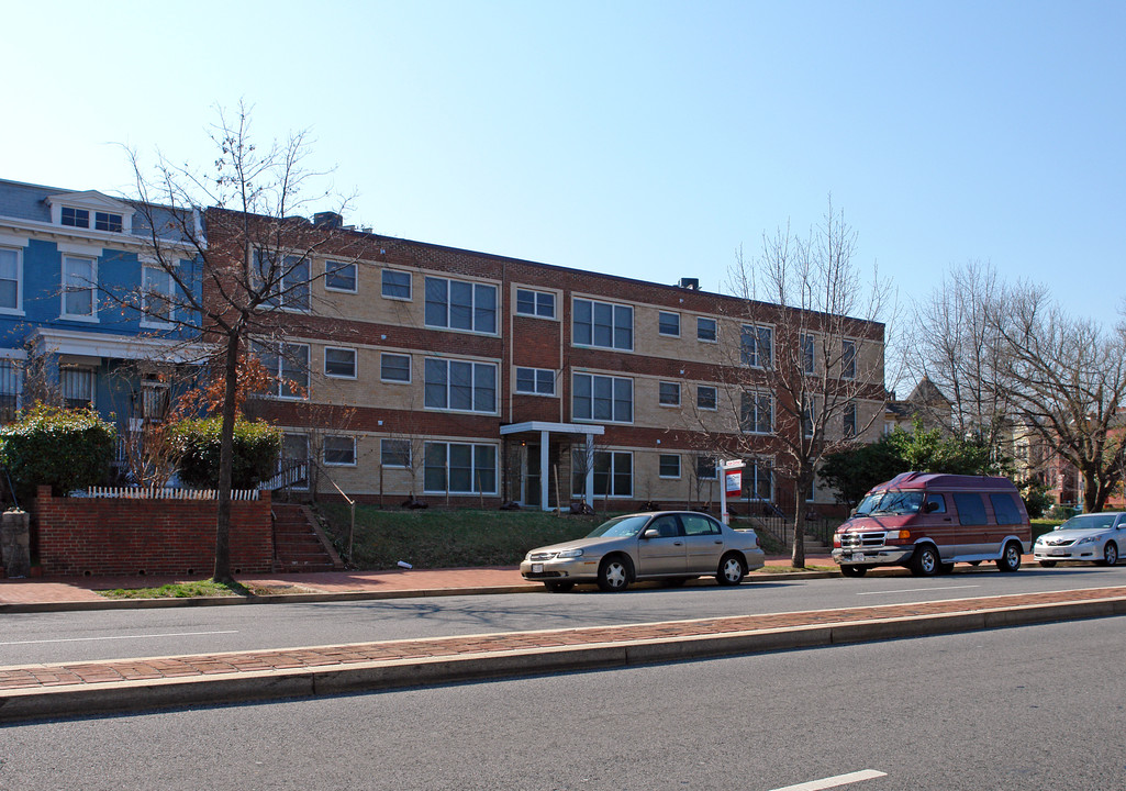 1007 Maryland Ave NE in Washington, DC - Building Photo