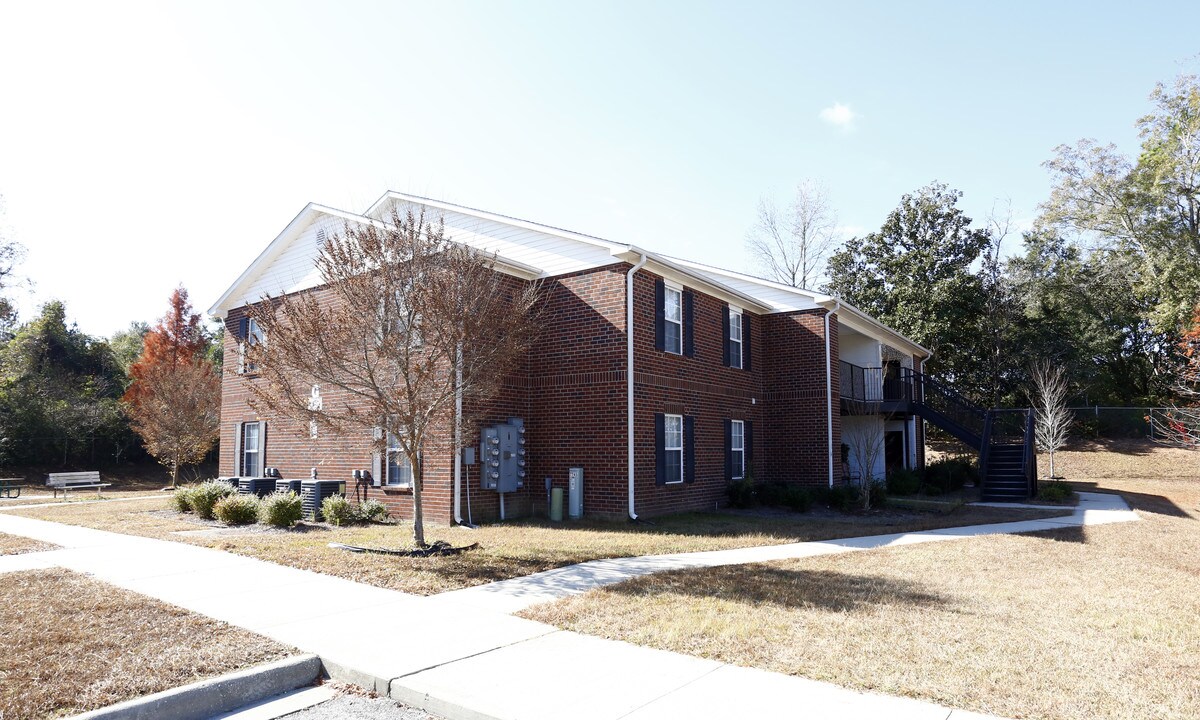 Candice Cove Apartments in Semmes, AL - Foto de edificio