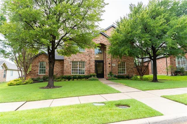 10451 Enchanted Meadow Dr in Frisco, TX - Building Photo