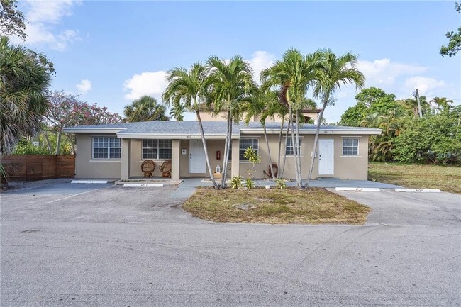 901 NE 16th St, Unit 901