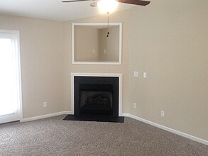 770 Peachtree Meadows Cir in Kernersville, NC - Building Photo - Building Photo