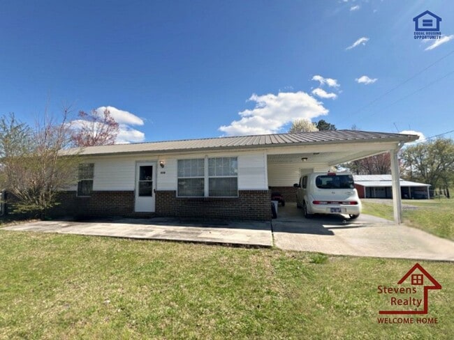 property at 506 Davis St