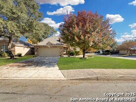 1019 Mineral Hls in San Antonio, TX - Building Photo