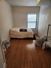 903 W Irving Park Rd in Chicago, IL - Building Photo - Building Photo