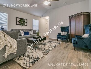 2413 Northcreek Ln in Oklahoma City, OK - Building Photo - Building Photo