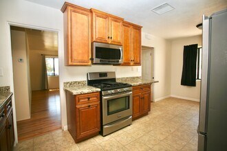10707 Oak Creek Dr in Lakeside, CA - Building Photo - Building Photo