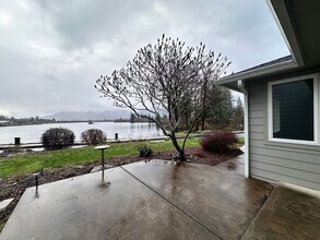 280 SW Attwell Rd in Stevenson, WA - Building Photo - Building Photo