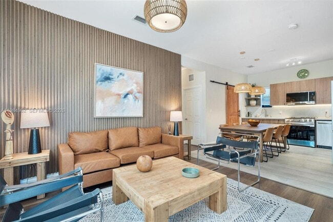 920 SW 9th St in Miami, FL - Foto de edificio - Building Photo