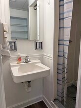 544 S 1st Ave, Unit 2 in Wausau, WI - Foto de edificio - Building Photo