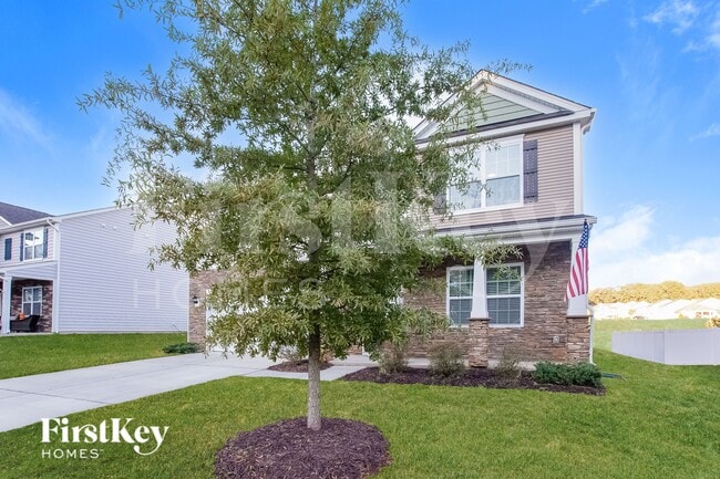 711 Saddlebred Ln in Locust, NC - Foto de edificio - Building Photo