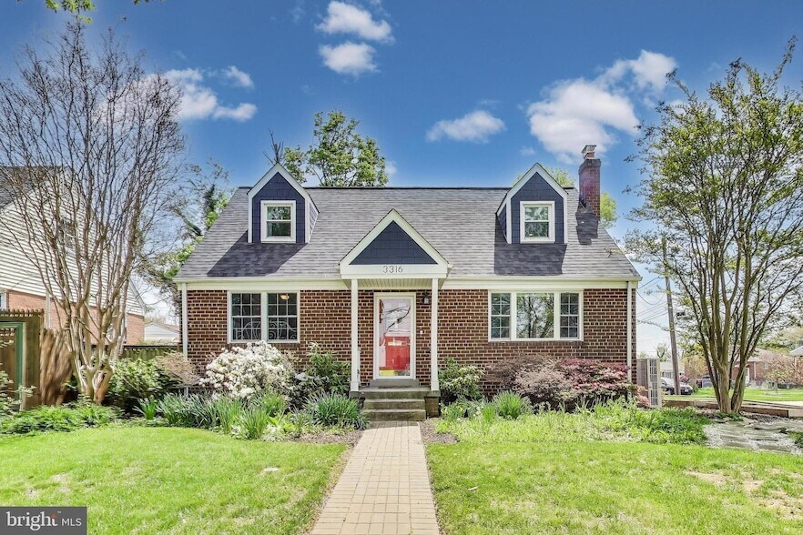 3316 Harrell St in Silver Spring, MD - Foto de edificio
