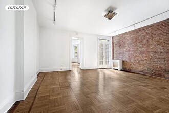 54 E 83rd St in New York, NY - Building Photo - Building Photo