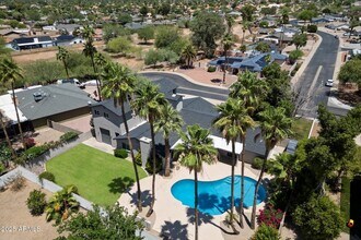 5751 E Ludlow Dr in Scottsdale, AZ - Building Photo - Building Photo