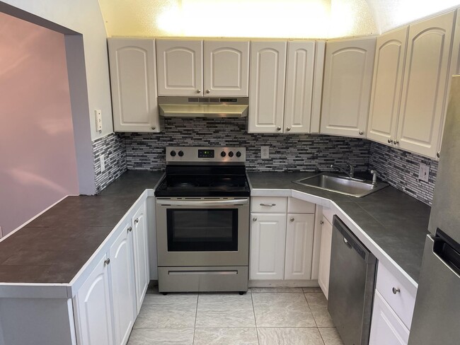 property at 4975 Sable Pine Cir