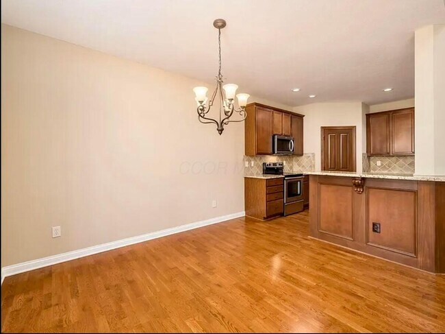 9390 Pratolino Villa Dr in Dublin, OH - Building Photo - Building Photo