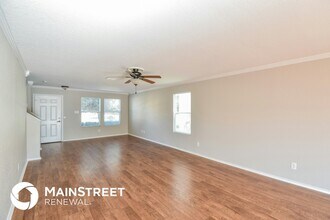 7802 Burro Bend in San Antonio, TX - Building Photo - Building Photo