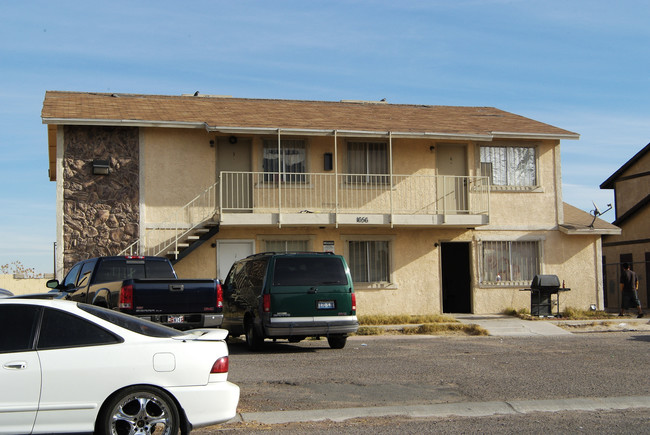 1656 Stevens St in Las Vegas, NV - Building Photo - Building Photo