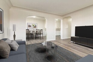 Brittany Apartments in Edmonton, AB - Building Photo