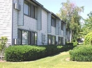 122 Juniper in Omak, WA - Foto de edificio - Building Photo