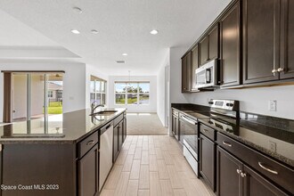 285 Loymer Cir in Merritt Island, FL - Building Photo - Building Photo