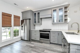 5325 Silabert Ave in Charlotte, NC - Building Photo - Building Photo