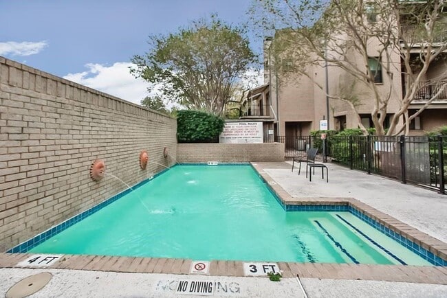 property at 611 E 45th St