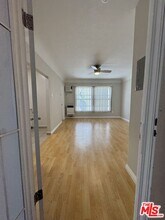 265 S Manhattan Pl in Los Angeles, CA - Building Photo - Building Photo