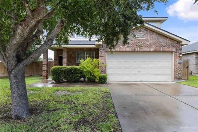 31 Fern Ave in McAllen, TX - Building Photo - Building Photo