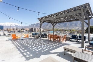 400 Element in Provo, UT - Building Photo