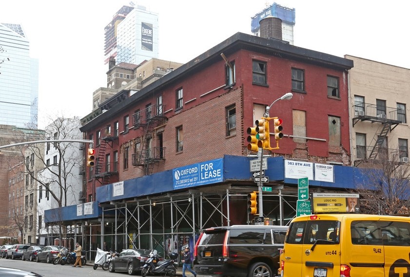 383-385 8th Ave in New York, NY - Building Photo