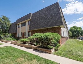 9600 Huron St in Thornton, CO - Building Photo