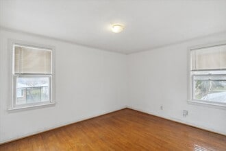 22107 15 Mile Rd in Clinton Township, MI - Building Photo - Building Photo