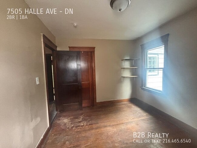 7505 Halle Ave in Cleveland, OH - Building Photo - Building Photo